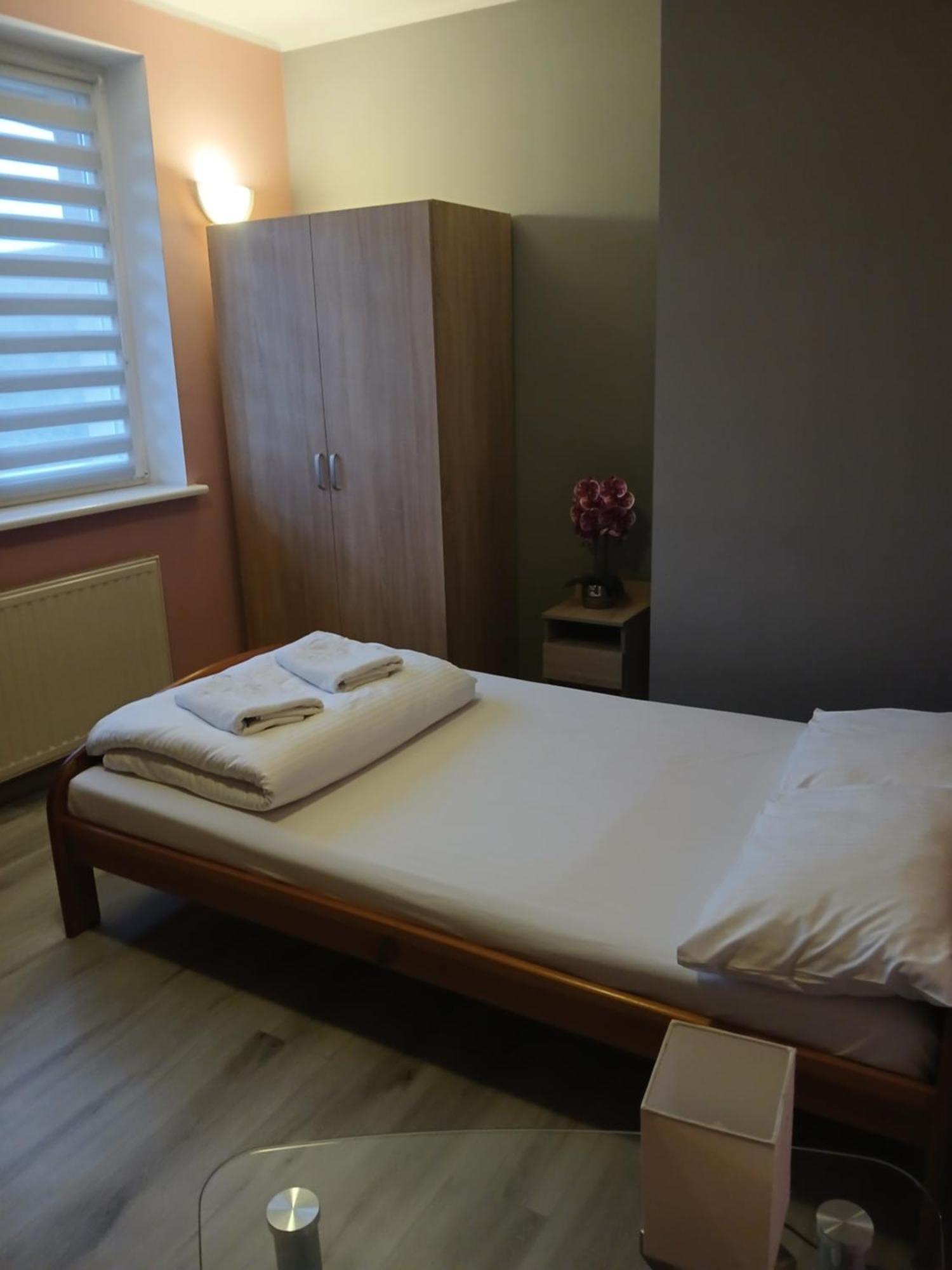 Dom Brama Mazur Bed and Breakfast Ostróda Exteriör bild